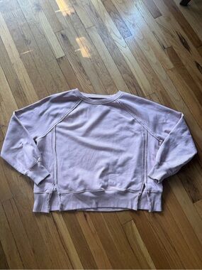American eagle pink sweatshirt